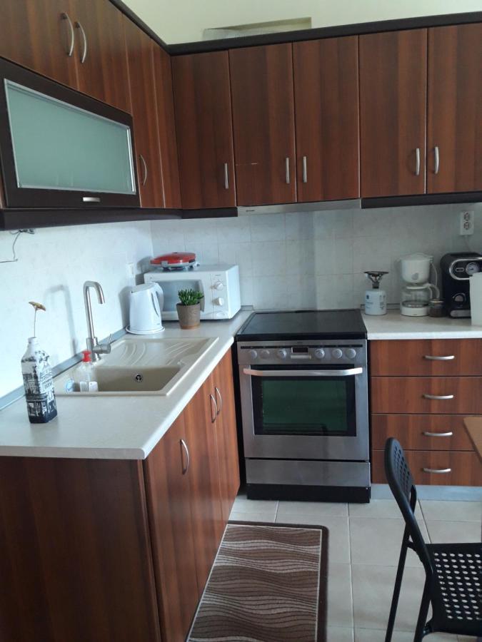ניקיטי M&J Apartments מראה חיצוני תמונה