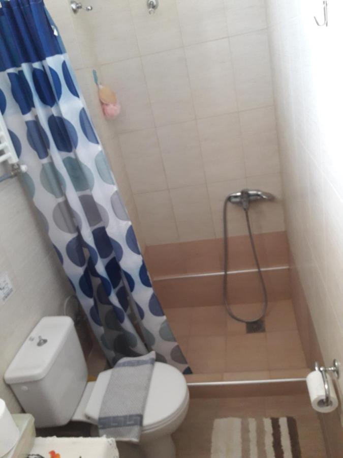 ניקיטי M&J Apartments מראה חיצוני תמונה