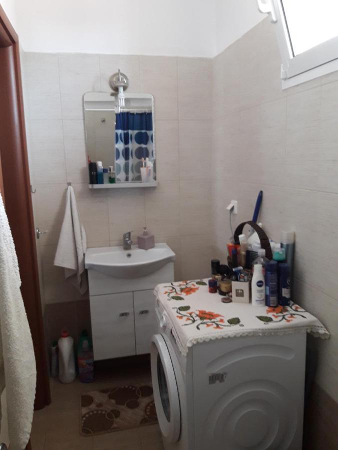 ניקיטי M&J Apartments מראה חיצוני תמונה