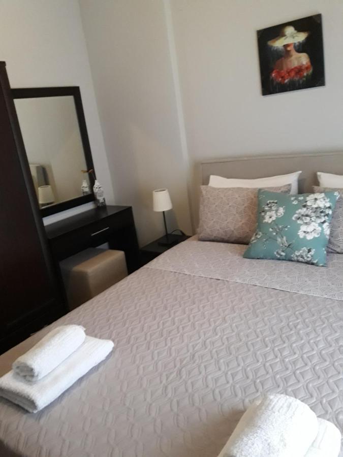 ניקיטי M&J Apartments מראה חיצוני תמונה